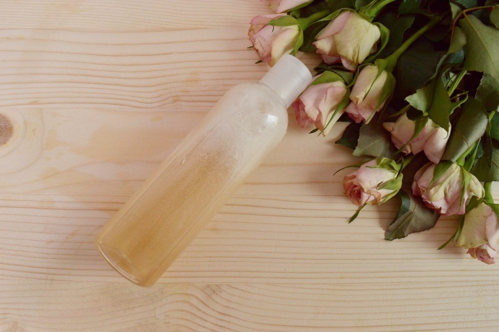 Cum să faci șampon pentru păr gras- Conscious Beauty
