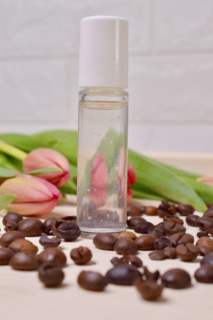 Cum să faci Ser pentru Conturul Ochilor cu Cafeină - Conscious Beauty