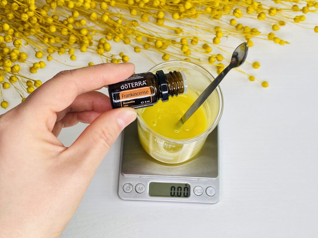 Cum să faci Unguent cu Gălbenele | How to Make Calendula Salve