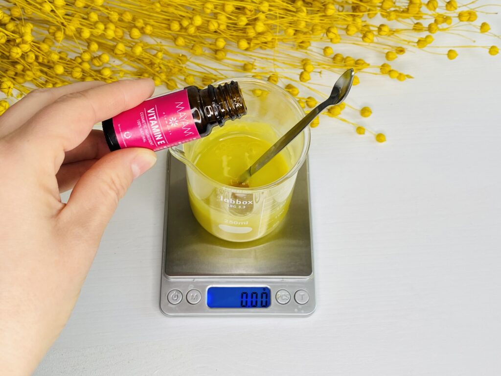 Cum să faci Unguent cu Gălbenele | How to Make Calendula Salve