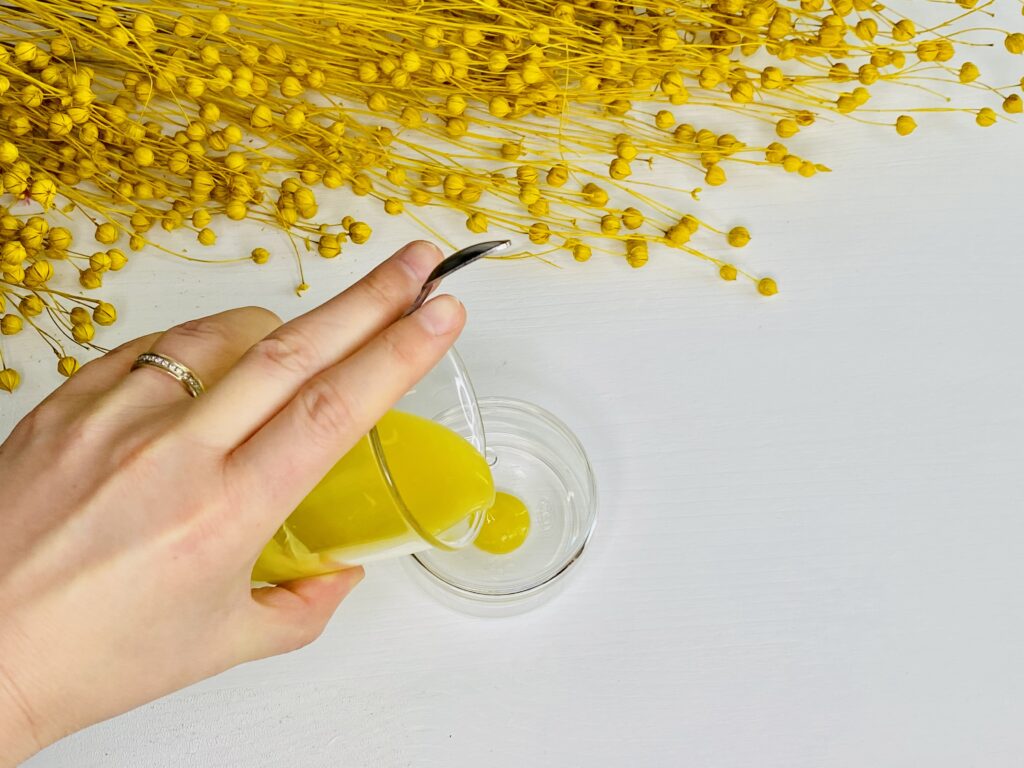 Cum să faci Unguent cu Gălbenele | How to Make Calendula Salve